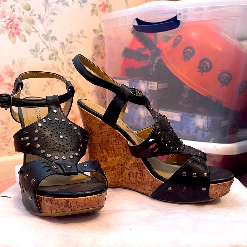 City Classified black strappy wedges. Size 5 1/2